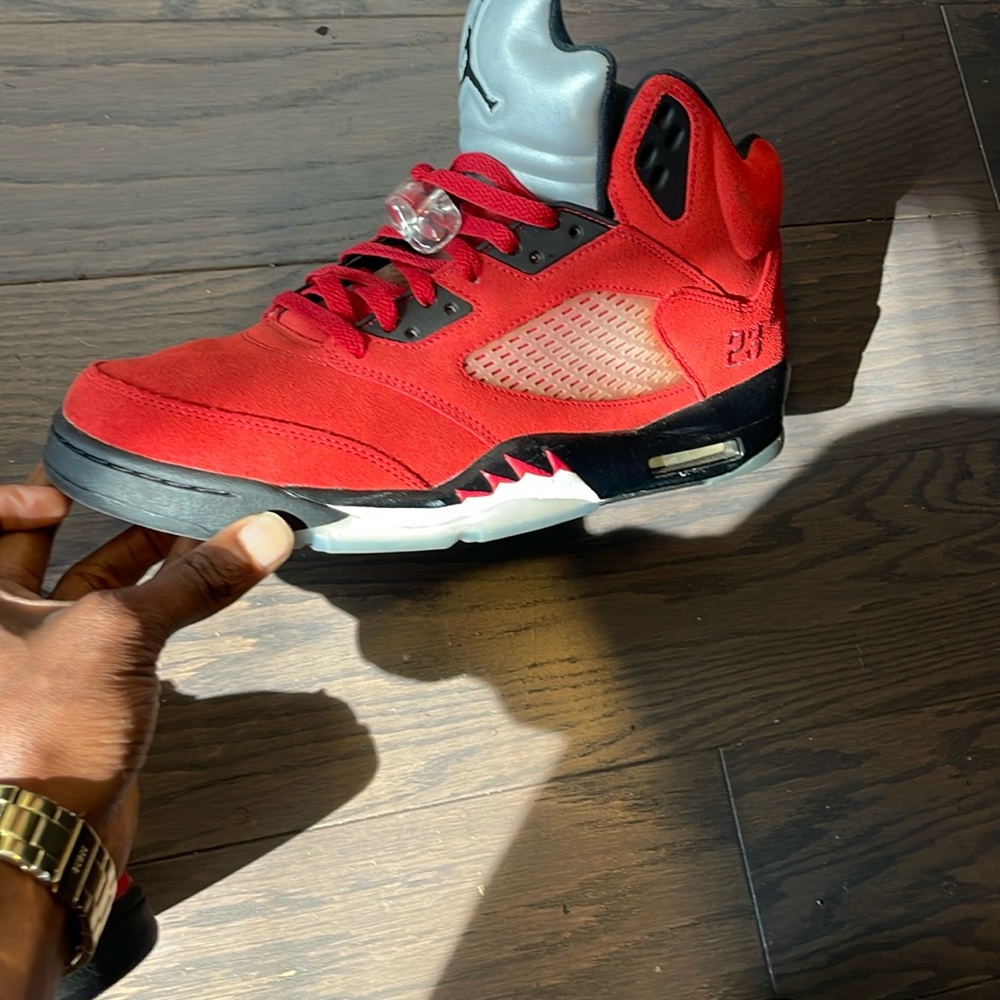 Raging Bull 5